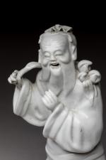 CHINE - Epoque JIAQING (1796 - 1820).  Statuette d'immortel...