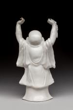 CHINE - Vers 1900.  Statuette de Budai en porcelaine...