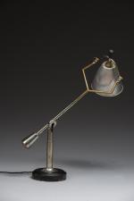 Edouard-Wilfrid BUQUET (1886 - ?). Lampe de bureau en métal...