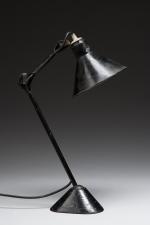 Bernard-Albin GRAS (1886-1943). 
Lampe articulée à reflecteur modèle n°205 en...