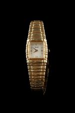 PIAGET. 
Tanagra. 
Montre bracelet de dame en or jaune 18k...