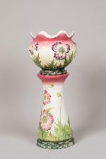 Jean MASSIER (1877-1937) Grand vase sur sellette En céramique à...