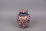 CHINE. Pot à gingembre cloisonné au décor floral avec cigognes.Haut....