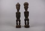 BAOULE, COTE D'IVOIRE.
Couple masculin féminin, en bois sculpté.
Haut. : 37...