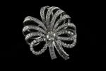 Broche de corsage rayonnante en platine 950 millièmes et or...