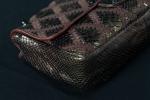 CHANEL. Sac East West en patchwork de cuirs de reptiles...