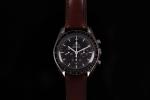 OMEGA. Speedmaster professional. Chronographe en acier, le cadran noir à...